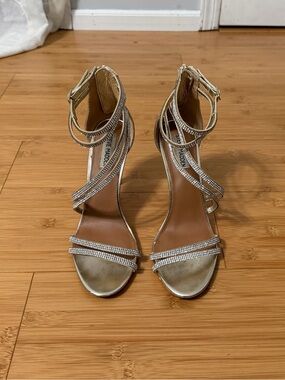 Steve Madden gold heels